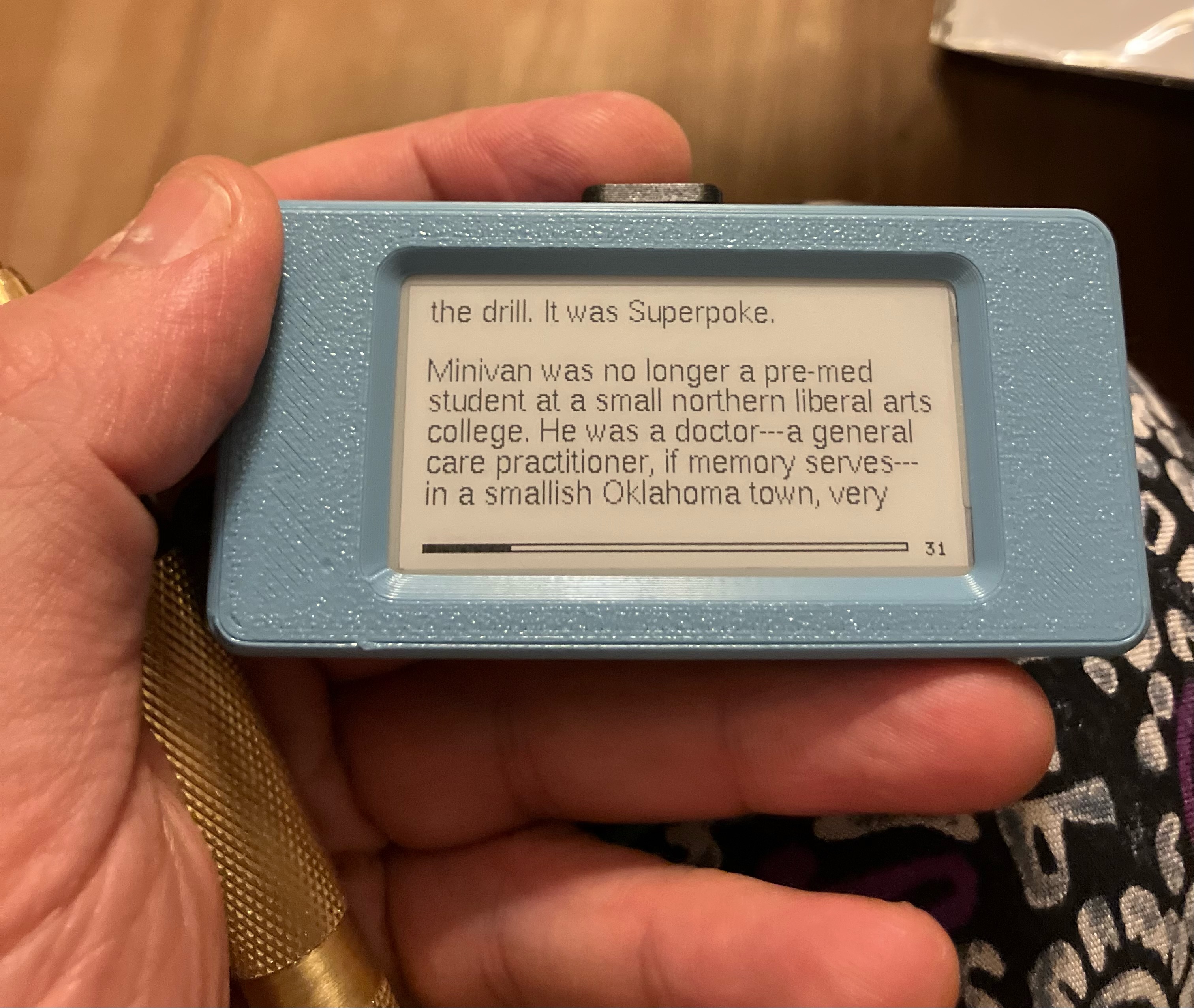 The e-reader with an excerpt of an online article. The text is small but legible, but it's mostly very cute.